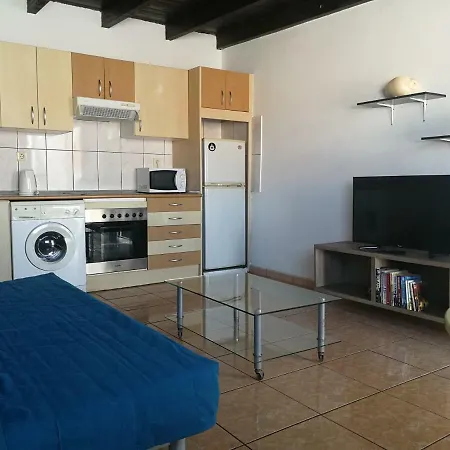 Penthouse With Sea View Apartament *